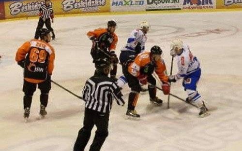 HOKEJ NA LODZIE. Biało-niebieski koszmar