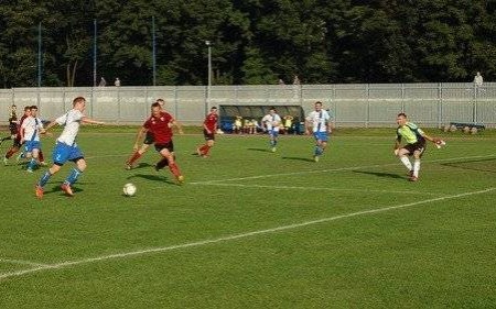 PIŁKA NOŻNA. Kto zostanie mistrzem jesieni?