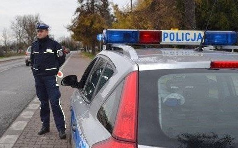 AKCJA ZNICZ. Policjanci apelują o rozsądek na drodze