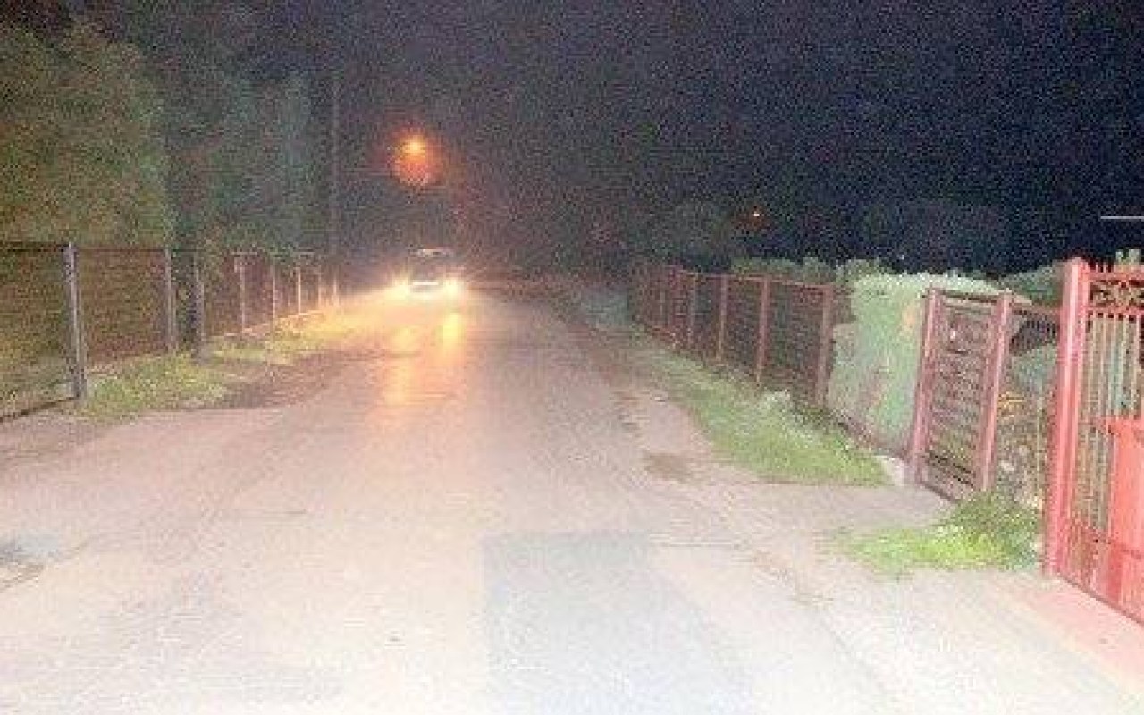 BRZEZINKA. Na rowerze wjechał w pieszą. Był pijany