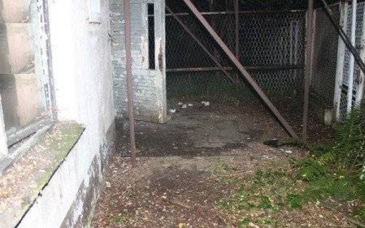 OŚWIĘCIM. Zwłoki mężczyzny w opuszczonym budynku