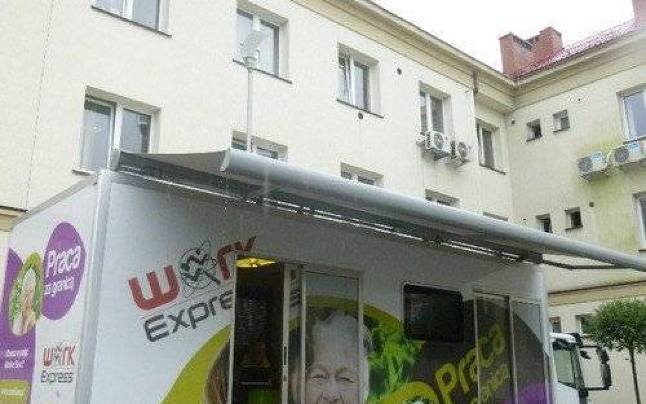 POWIAT. Brukarz, dentysta, szef kuchni - dla nich jest robota