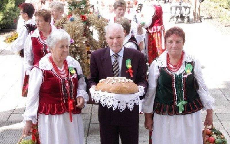 TRADYCJA. Dożynki w Bobrku – ZOBACZ ZDJĘCIA