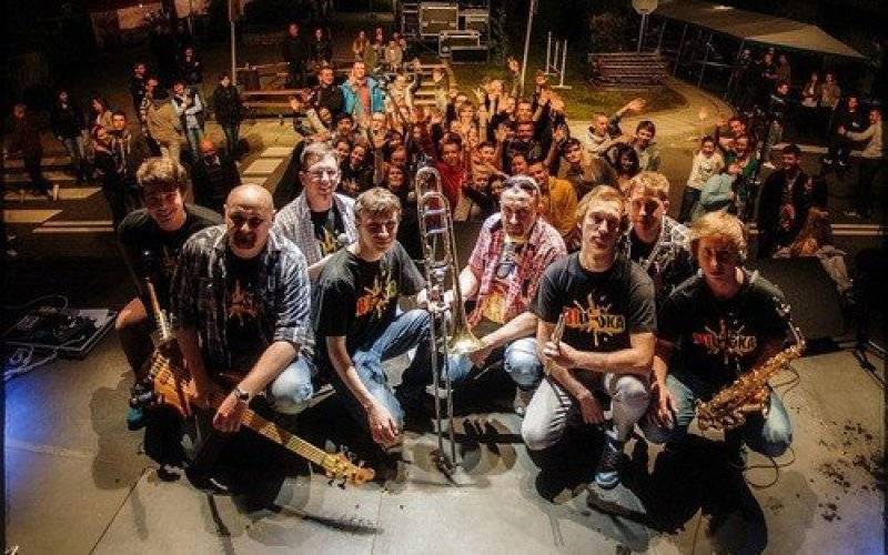 MUZYKA. Pierwszy teledysk grupy Blu’SKA - ZOBACZ FILM