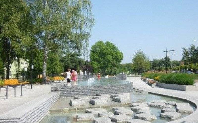 OŚWIĘCIM. Ryzykowna kąpiel w fontannie. Będą mandaty?