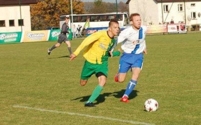 PIŁKA NOŻNA. Sprawdziany V-ligowców