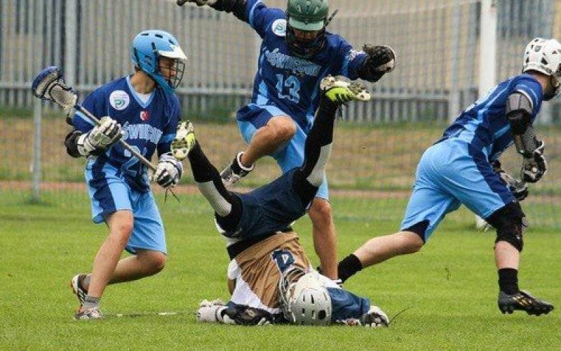 POWIAT. Starostwo wspiera lacrosse, a zawodnicy promują powiat nie tylko w kraju. Od dziś Mistrzostwach Świata w Denver