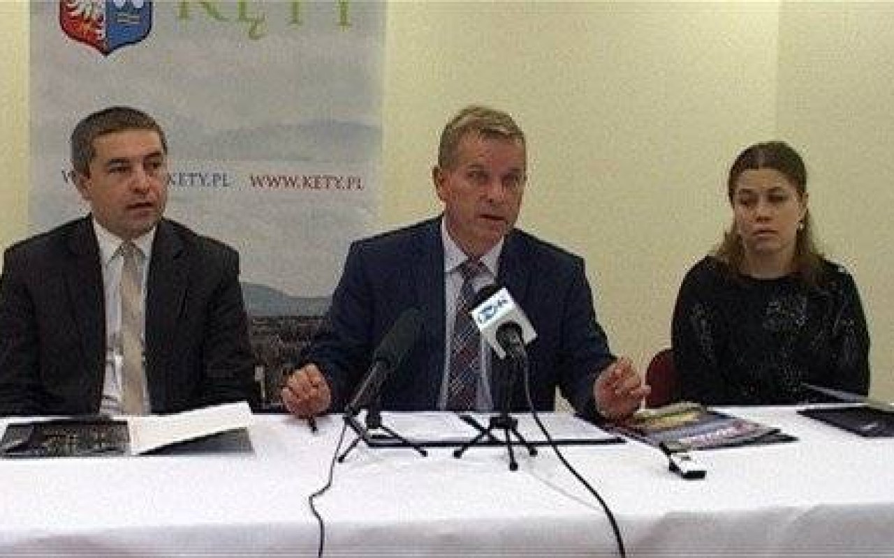 KĘTY. Burmistrz Bąk: mam coś do udowodnienia - FILM