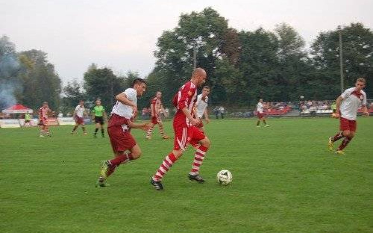 PIŁKA NOŻNA. Solarze chcą zmazać plamę