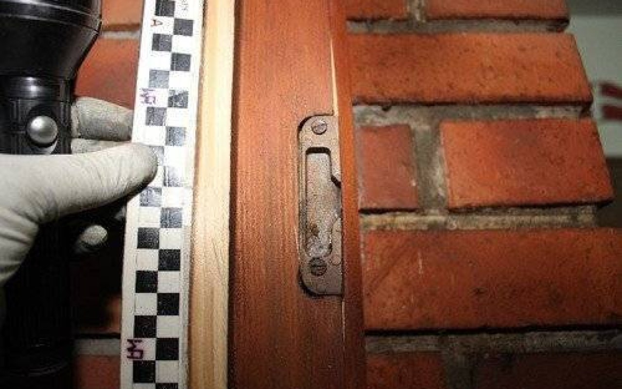 ZATOR. Weszli przez balkon, skradli sprzęt elektroniczny