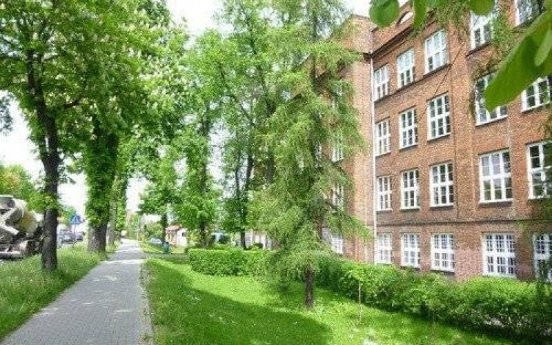 OŚWIĘCIM. Klasopracownia na setne urodziny Konara