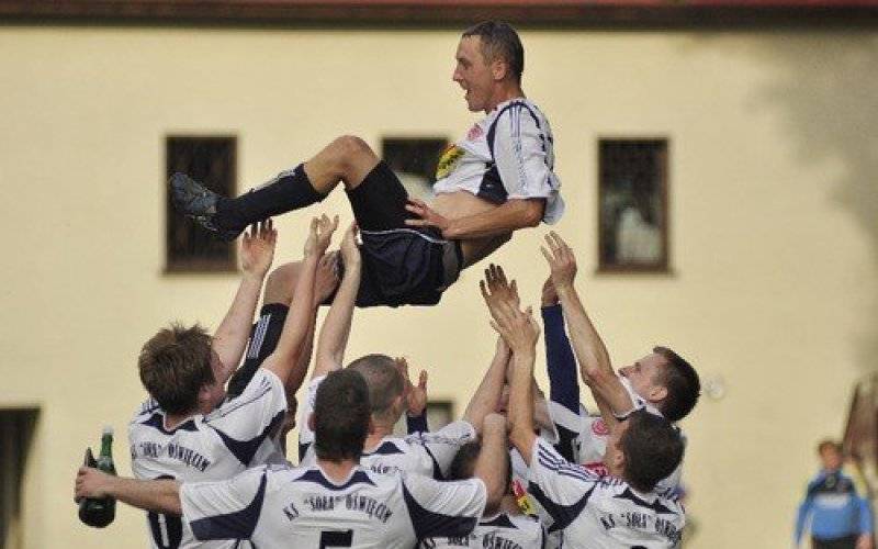 PIŁKA NOŻNA. W Oświęcimiu czekają na derby