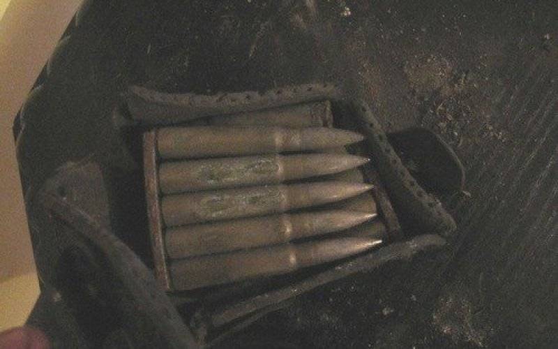 KĘTY. Pociski z czasów II wojny światowej na strychu