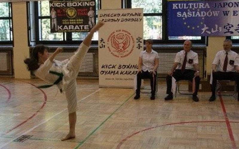 KARATE. W „dwójce" walczyli z cieniem