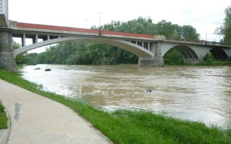 OŚWIĘCIM. Służby w pogotowiu, mogą wystąpić burze