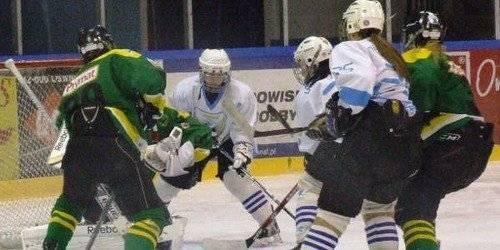 HOKEJ NA LODZIE. Podwójne zwycięstwo unitek