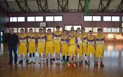 KOSZYKÓWKA. "Dwójka" mistrzem oświęcimskiego powiatu