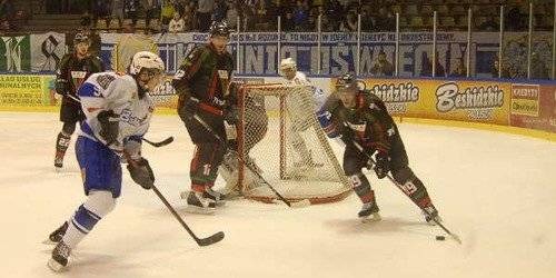 HOKEJ NA LODZIE. Charakter i ambicja nie wystarczyły na tyszan