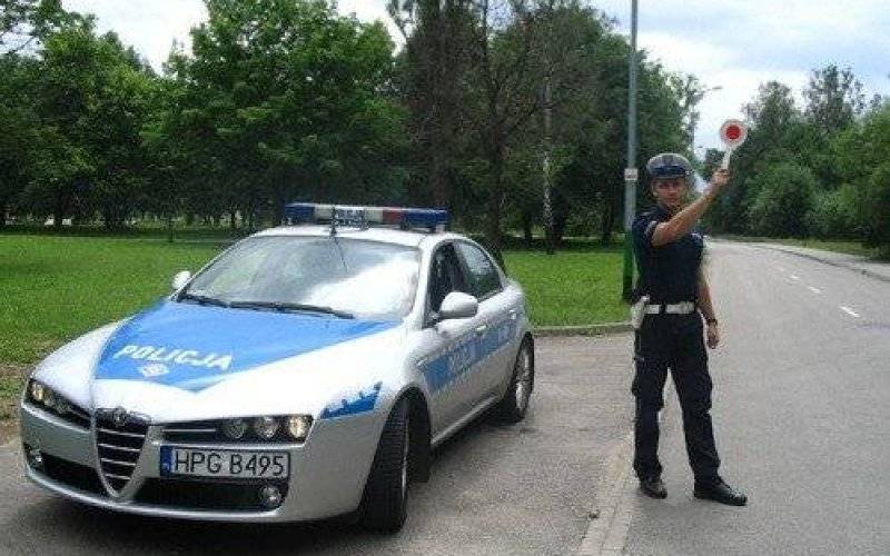 ŁĘKI. Pirat drogowy stracił prawo jazdy