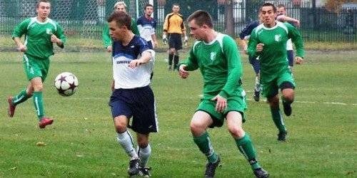 PIŁKA NOŻNA. Unia i Chełmek ciągle w grze o awans