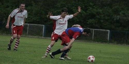 PIŁKA NOŻNA. O awans grają w Kętach! Kto spadnie do klasy B?