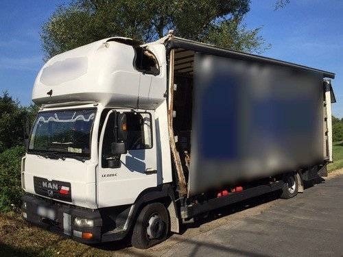 GORZÓW. Pierwszy dzień w nowej pracy dla 30-letniego kierowcy okazał się pechowy – FOTO