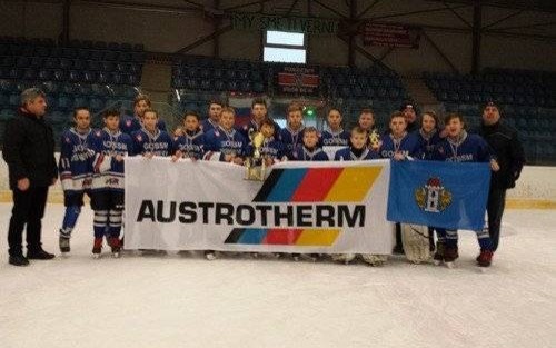 HOKEJ NA LODZIE. Unia gromi! Znakomite wieści z Bardejova!