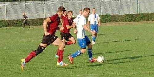 PIŁKA NOŻNA. Blisko, coraz bliżej...