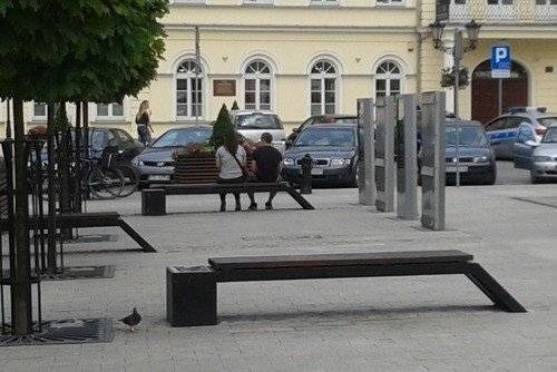 OŚWIĘCIM. Infokioskom zaszkodziło słońce? Po 5 latach idą do remontu