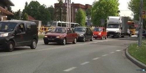 OŚWIĘCIM. Rozkopane miasto i festiwal. Apel do przyjezdnych o niepogłębianie chaosu