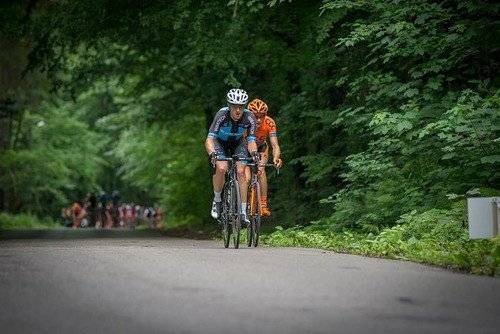 KOLARSTWO. Dobry występ „Baciora” w Małopolskim Wyścigu Górskim