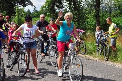 PRZECISZÓW. Fani jednośladów przejechali Doliną Karpia – FOTORELACJA