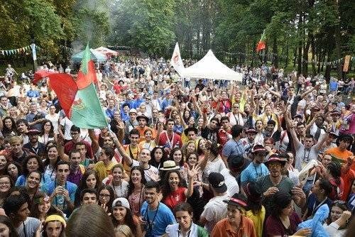 CHEŁMEK. Międzynarodowy „spontan” w Parku Rodzinnym z Portugalczykami i Brazylijczykami w głównych rolach