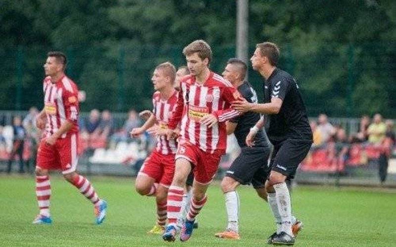 PIŁKA NOŻNA. Futbolowa sobota