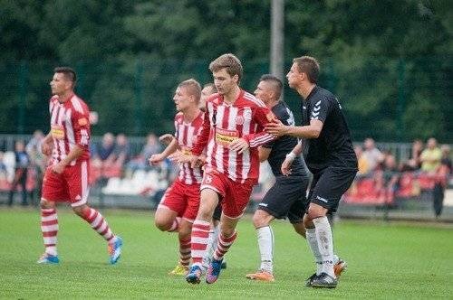 PIŁKA NOŻNA. Futbolowa sobota