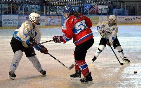 KOBIECY HOKEJ. Unitki na ostatniej prostej przed inauguracją