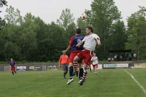 PIŁKA NOŻNA. Oświęcimskie drużyny grają przed własnymi kibicami i liczą na komplety punktów