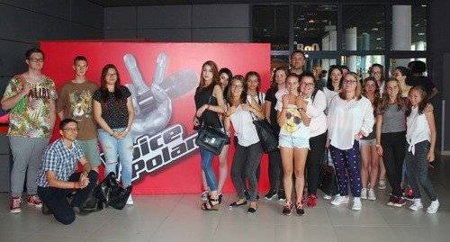 KĘTY - WARSZAWA. Uczniowie „Dąbrowskiej” w The Voice of Poland - ZDJĘCIA