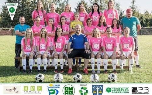 PIŁKA NOŻNA. Iskierki już na trzecioligowym "pudle"