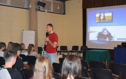 OŚWIĘCIM. Uczą jak osiągnąć szczęście bez używek i przemocy