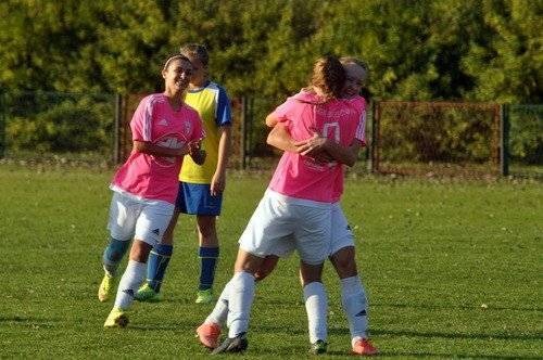 PIŁKA NOŻNA. Iskierki na najlepszej drodze do celu