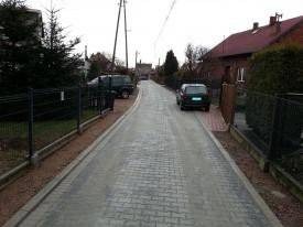 BRZESZCZE. Na Wspólnej nowa nawierzchnia drogi