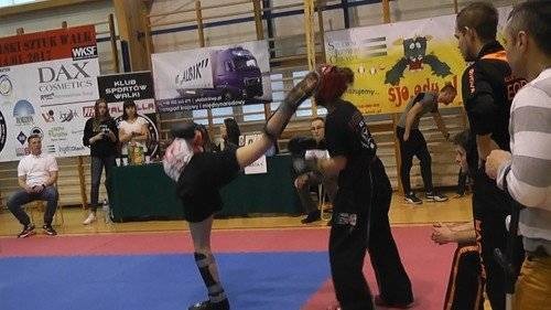 SPORT WALKI. Oświęcimianie w złoto-srebrnym kolorze