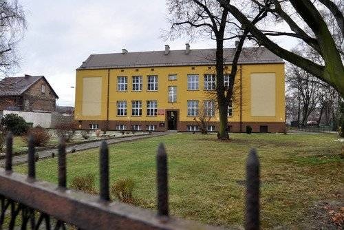 OŚWIĘCIM. Wracają ośmioletnie podstawówki, kończą żywot gimnazja. Skończy się tylko na zmianie szyldów?