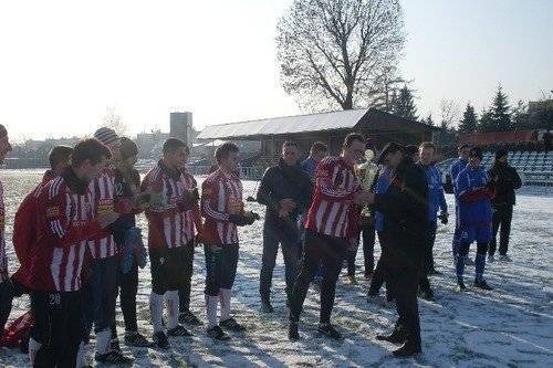 PIŁKA NOŻNA. Czekając na oświęcimskie derby