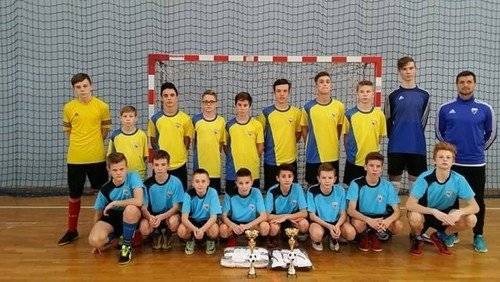 PIŁKA NOŻNA. Złoto i srebro dla oświęcimskich drużyn