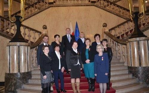 BIERUŃ. Kasa schodzi na... parter. Odznaczenia dla urzędników. Radiowa Trójka w mieście św. Walentego