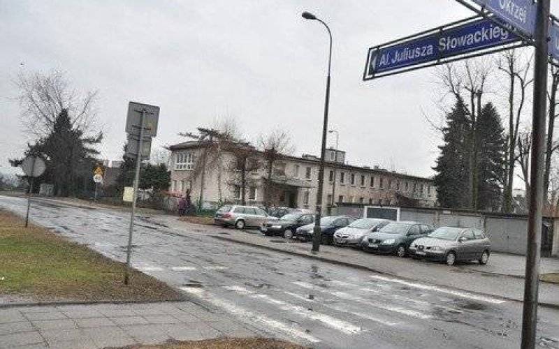 OŚWIĘCIM. Rusza II etap przebudowy ul. Słowackiego. Potrwa do lipca. Będą objazdy - ZDJĘCIA