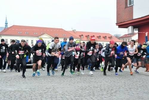 OŚWIĘCIM. Pierwszy raz w naszym mieście. Bieg Pamięci Żołnierzy Wyklętych „Tropem Wilczym” - FOTORELACJA