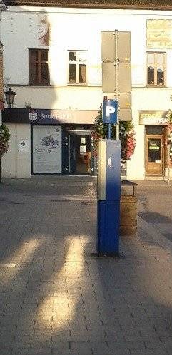 OŚWIĘCIM. Za parkowanie w strefie możemy już płacić poprzez komórkę. Przypominamy jak to zrobić
